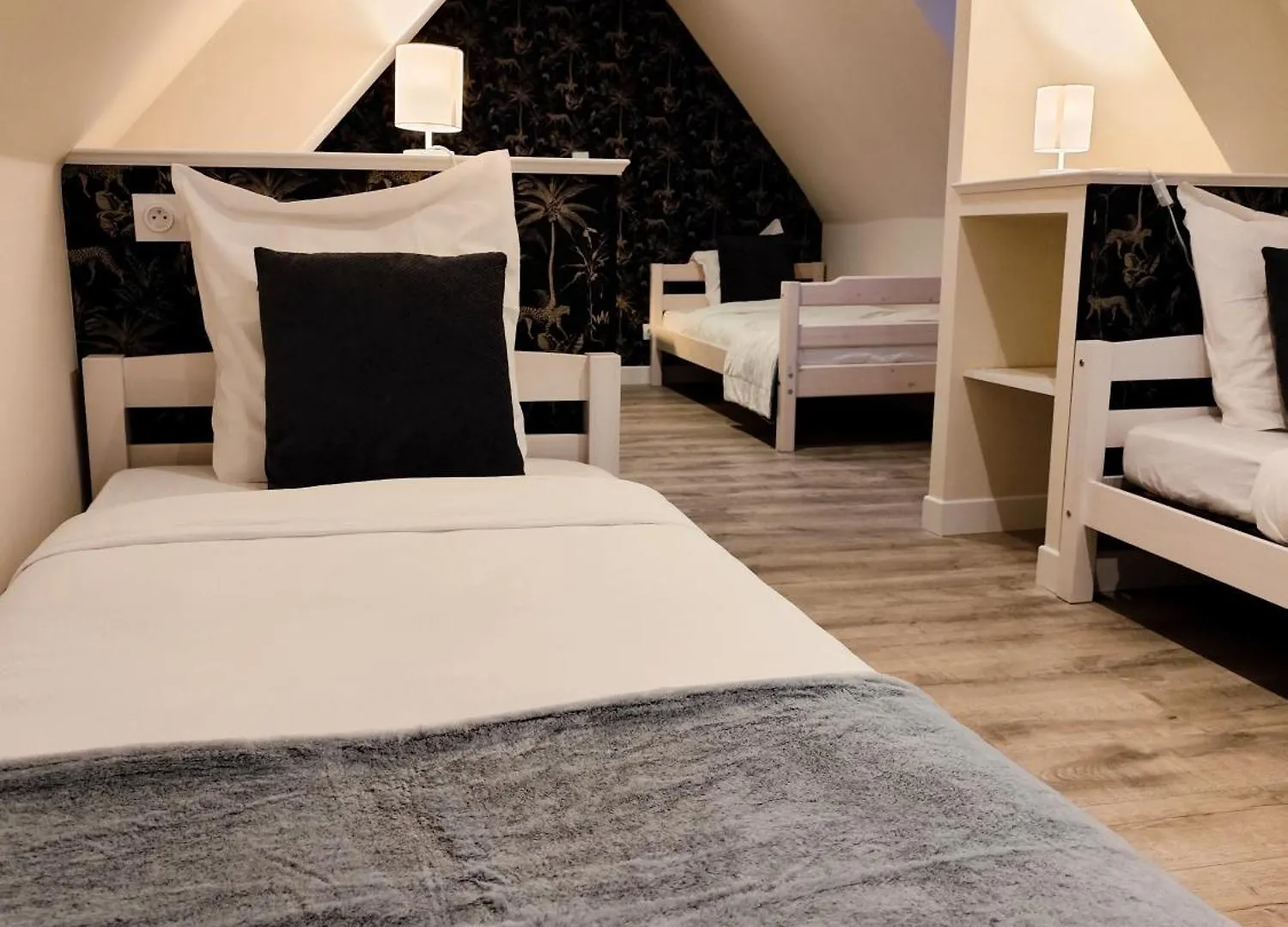 Logis Du Pressoir Villa Vieux-Viel 0*,  Fransa